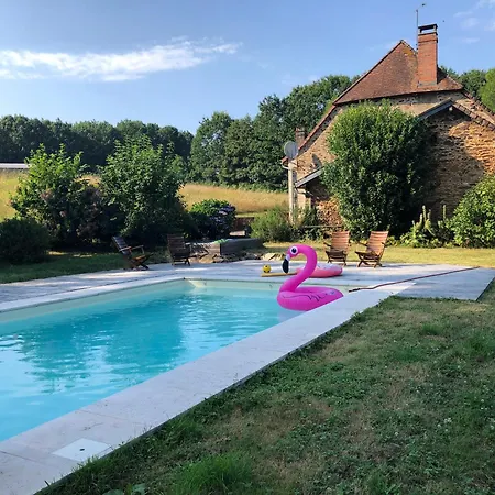 Aux Cotes Des Chenes Piscine Et Nature